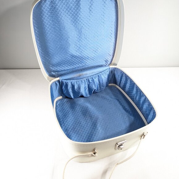 Vintage ladies luggage white board suitcase, vanity case, accessory hatbox - Picture 12 of 14